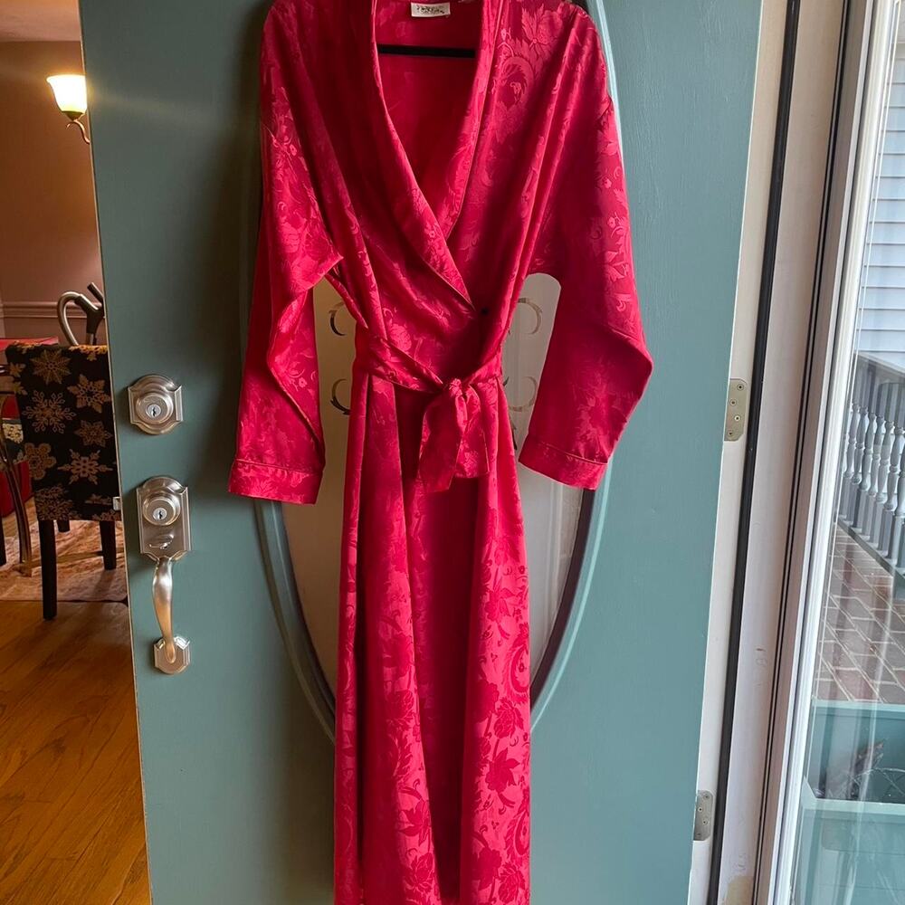 VICTORIA'S SECRET Vintage Gold Label Full Length Robe Size M/L
